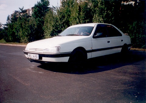 Peugeot 405 - 01